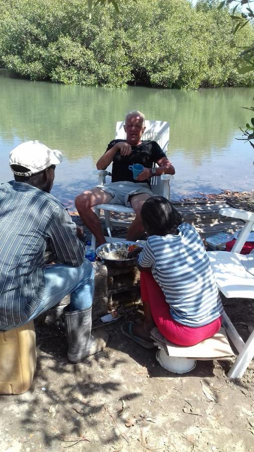 Sanyang Mangrove Beach المظهر الخارجي الصورة